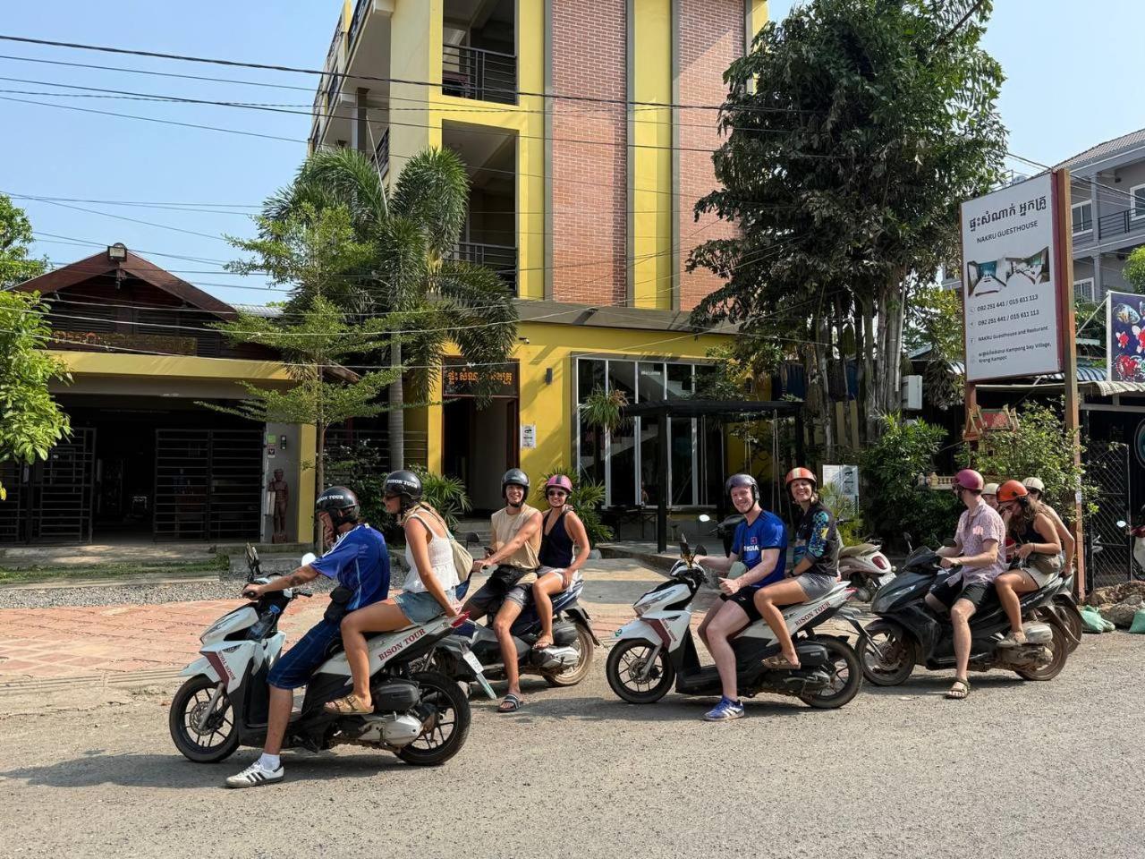 Neakru Guesthouse And Restaurant Kampot Dış mekan fotoğraf