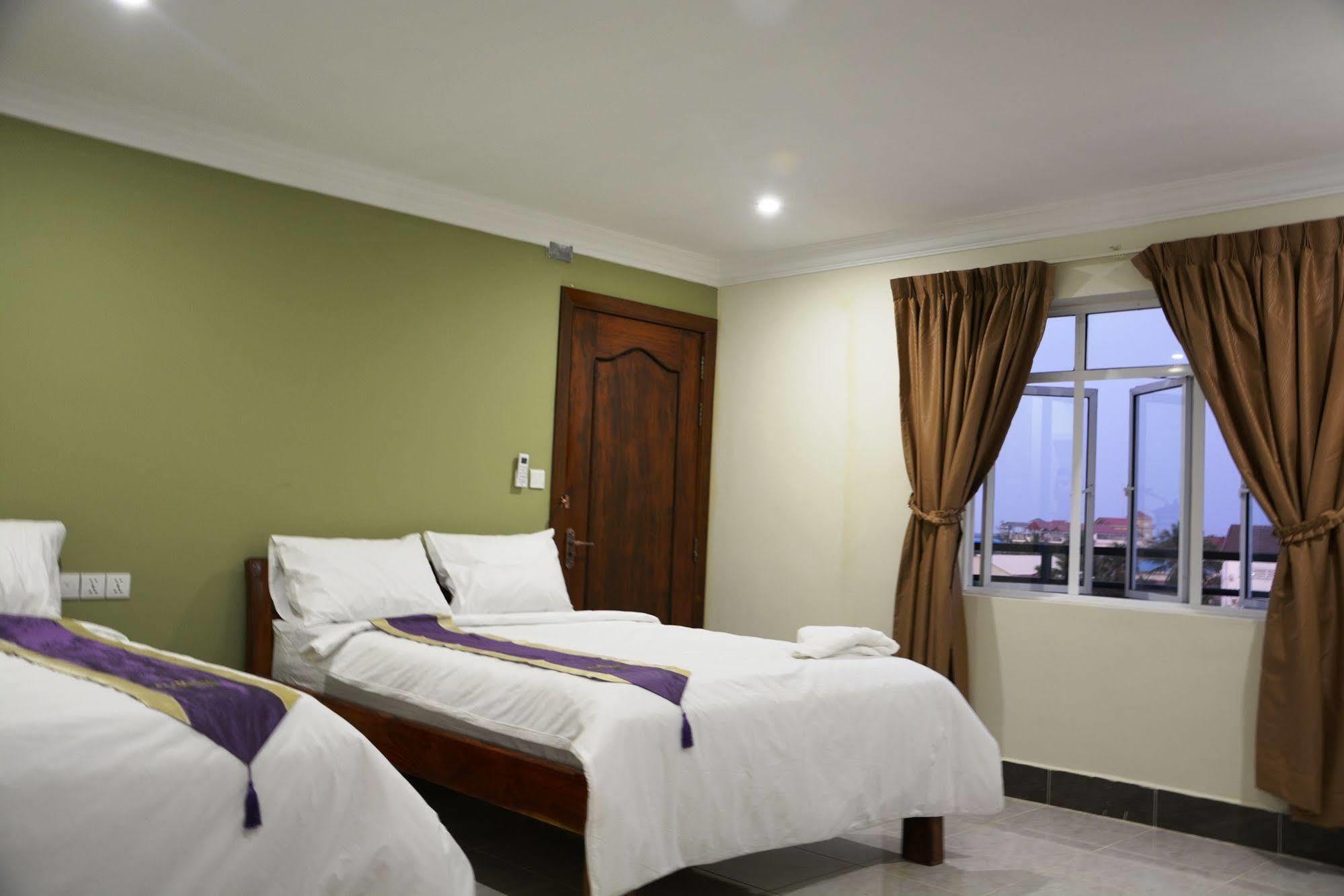 Neakru Guesthouse And Restaurant Kampot Dış mekan fotoğraf